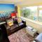 3 Bed House Stunning Views And Free Parking