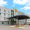 Super 8 by Wyndham Winnipeg East MB