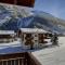 FREE Bus Winter Haus Loree