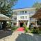 Aparthotel Vila Tufi