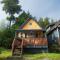 Surf Haven, Lofted Cozy Cabin Minutes to Beach