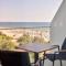 White Tower Private Apartment Beach View