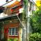 LEJU 21 樂居 Explore Malacca from a riverside house