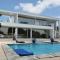 Luxury 4 bed Villa - Private Pool - Sleeps 8