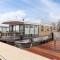 Welcome in - Houseboat 'Elysium' met eigen aanlegsteiger Sneek - Offingawier