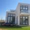 Tawila, 4 Bedroom Villa, Brand new, directly on a lagoon