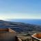 Town House with roof BBQ area & views