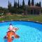 Marathon Beachside Villa 100m from the beach