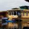 heritage shreen houseboat