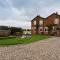 Welsh Cottage with Hot Tub - Jubilee House