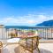Quiet and cozy workation place near the town center with cliffs and ocean view