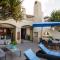 Beachfront Luxury - 2 Chaka's Place