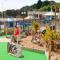 LARGE FAMILY APARTMENTS - Barry Island - FREE Parking - Complimentary Tray, Super Fast Wifi, SMART TV