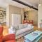 Bright Savannah Loft in Historic District!