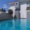 Estoril pool house with private garage