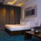 Clowzer Hotel