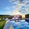 Villa Moura - Pool & Jacuzzi
