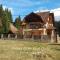 Poiana dintre Brazi Chalet, Bucegi Panorama