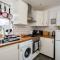 Tasteful 3-Bedroom House with private parking - Florence Park