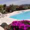 Gîte provençal indépendant avec piscine chauffée : LE SUY BIEN