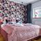 CracWoW City Center Apartment