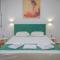 Floras Apartment - At the Center of It All