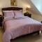 'Neasa' Luxury Double Bedroom