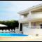 Villa Bella By The Sea - Heated Pool, Jacuzzi, Sauna