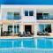 Villas Tin Coves Noves