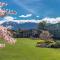 Distinction Te Anau Hotel & Villas