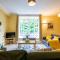 125 - 4 Bedroom Townhouse, Sleeps 6 with parking