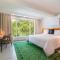 The 108 Hotel - Deluxe Zimmer Mit Kingsize-Bett