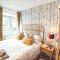 Waves - Sea View Duplex Apartment, Stoke Fleming