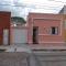Casa de passagem com garagem, Bagé,RS. - Housity