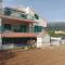 Happy House for Holiday Marina, Big Terrace with Sea View, free BBQ & Parking - Quiet Place