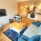 FEEL AT HOME - 1 min from train station modern renovated flat
