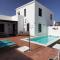 Splendid Casa Papagayo, heated pool, roofterrace with views and Wifi