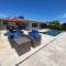 CLOSD - Fabulous House Saltwater Heated Pool, Serene Patio, Minutes from Indian Rocks Beach