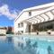 Santa Joana Apartments with garden and heated pool