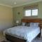 En-suite, private room, free WIFI in Plett