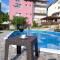 Guest House 51