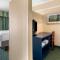 Holiday Inn Resort Orlando - Lake Buena Vista, an IHG Hotel - King Suite With One Bunk Bed
