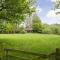 Idyllic house with 360 view of nature and hottub