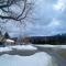 FV50 Pet friendly single level home in Bretton Woods walk to golf course and Mt Washington Hotel