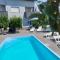 Crowonder Lucky Holiday House with Pool and Patio 30 meters from the Beach