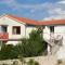 Apartments with parking space Jezera, Murter - 5093