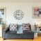 Sleek 2BD Flat in the Heart of Westminster
