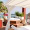 Apulia Charming Suites - Suite Corallo con vista mare e hot Jacuzzi