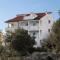 Apartments by the sea Sevid, Trogir - 6024