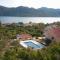 Seaside apartments with a swimming pool Kneza, Korcula - 9269